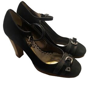 Juicy Couture platform leather shoes size 8 black